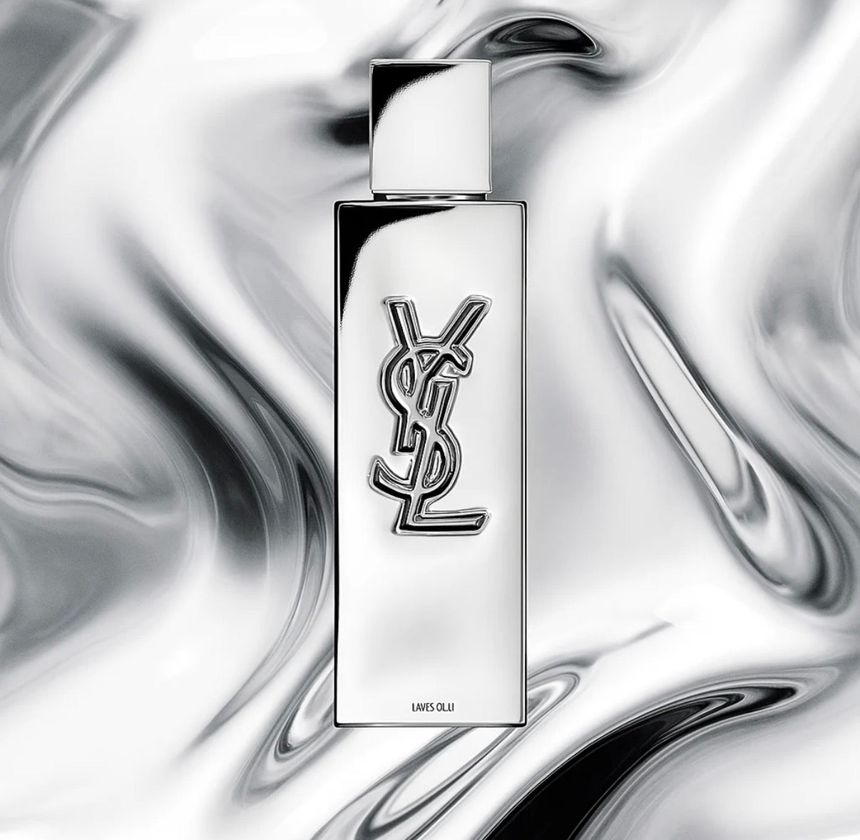 Yves Saint Laurent Myslf
L'Absolu Sample